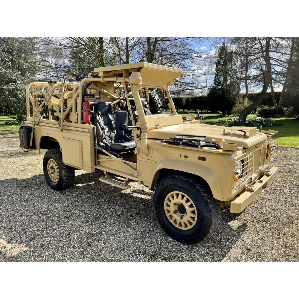 LAND ROVER TRUCK UTILITY MEDIUM TUM HS FFR HP LAND ROVER 2.8 TD RWMIK